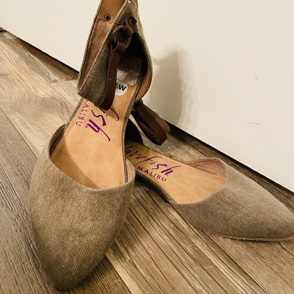Blowfish flat shoes